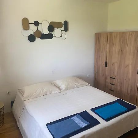 Apartma Bossamarino *